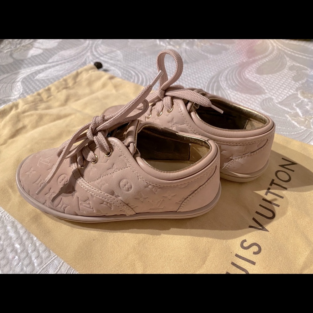 Louis Vuitton girls shoes - Picture 8 of 9